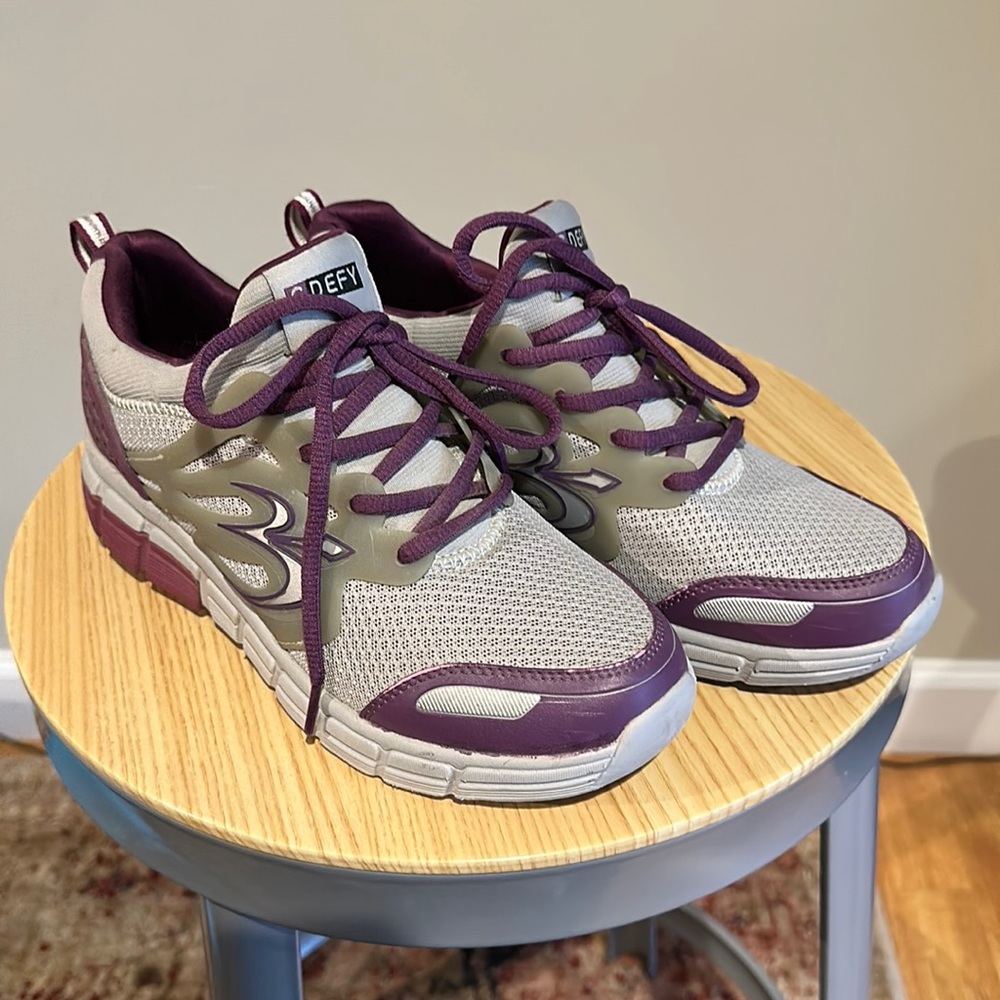 GDEFY walk athletic sneakers-